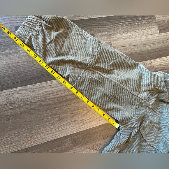 ASHLEY BY 26 Sage Crop Jacket With Cargo Pockets SZ L - Picture 13 of 14